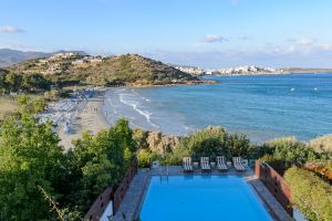 Luxusvilla direkt am Strand in der Nähe von Agios Nikolaos